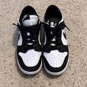 Nike Panda Dunks